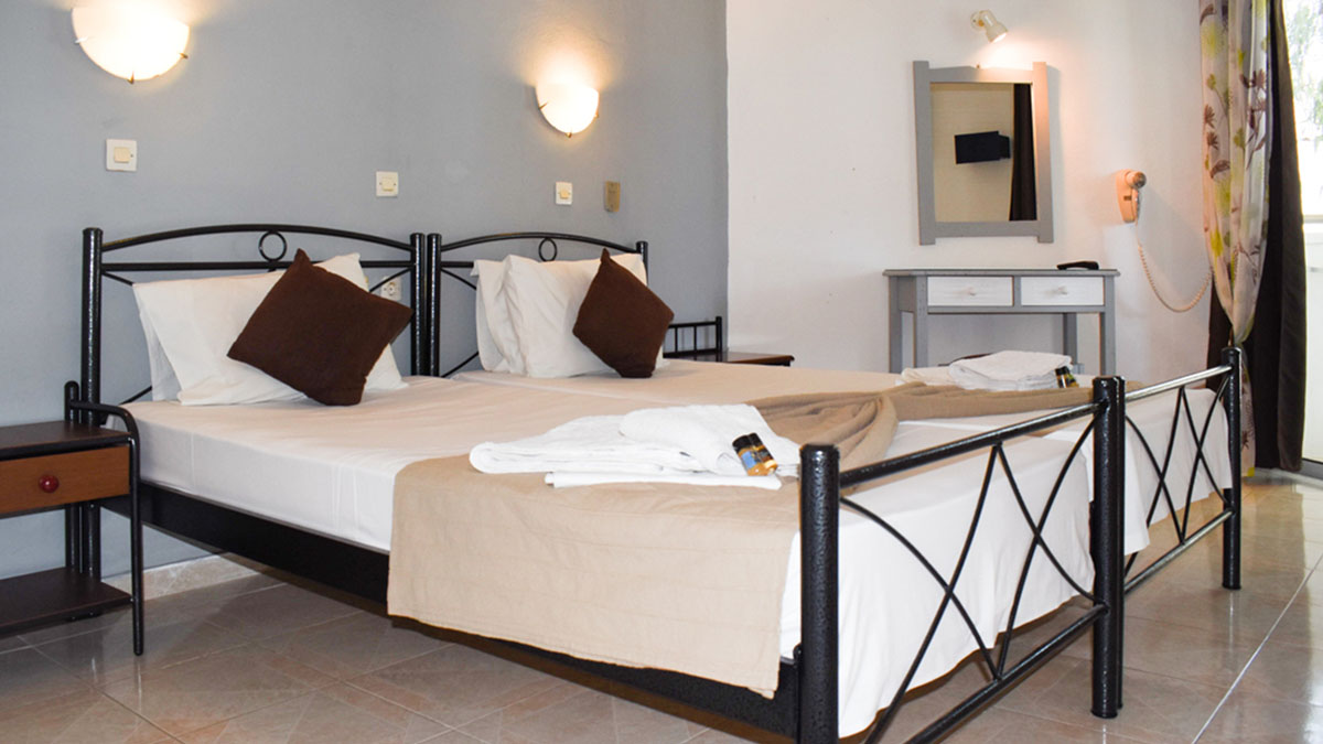 White Palace Studios - NR